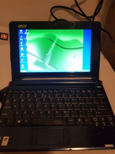 Acer Aspire One mini laptop 