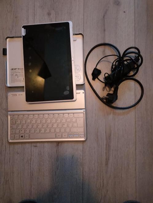 Acer Aspire P3 i3 Ultrabook tablet pclaptop