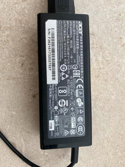 Acer laptop adapter