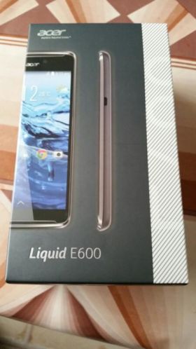 Acer liquid e600 zo goed als nieuw in doos