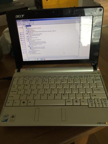 Acer One , ZG5 ,  3G module , zeer goed en mooi