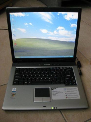 Acer Travelmate 768MB - 40GB - Xp en Office - 15 inch