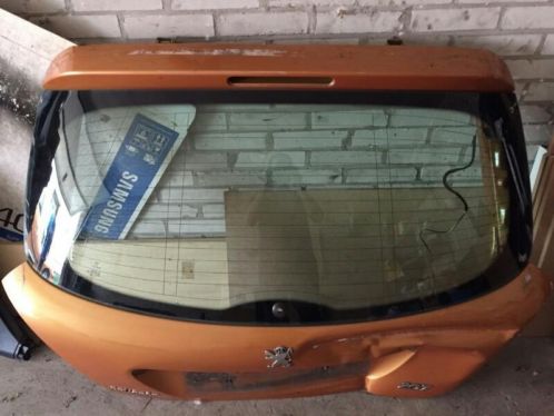 Achterraam  achterruit  achterklep Peugeot 207. 