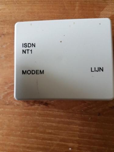 ADSL ISDN modem telefoon splitten.