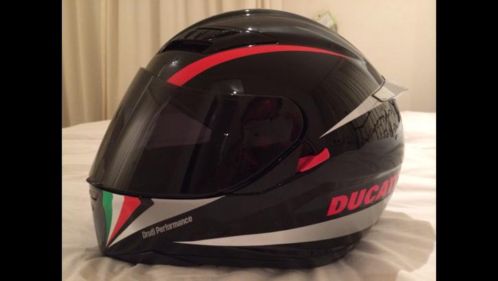 Agv ducati helm