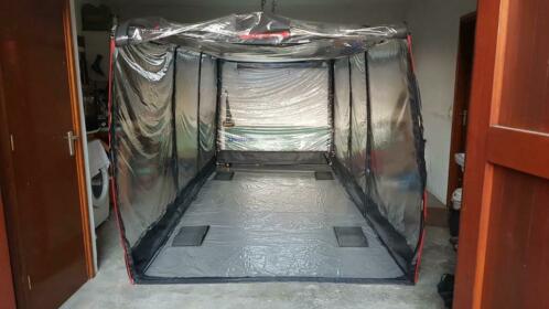 Airflow UK airchamber auto tent, garage tent, car cocoon