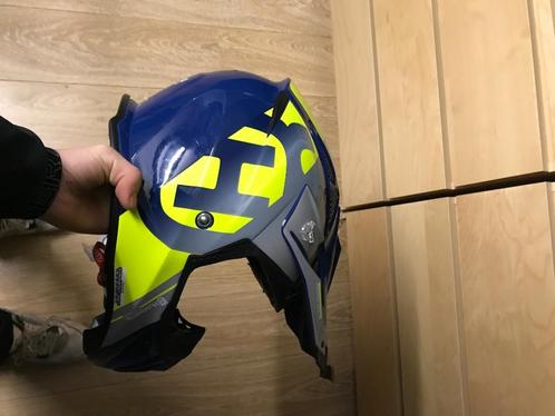 Airoh motor cross helm maat L met bril