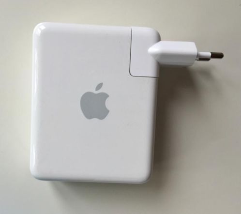 Airport Express Base Station (1e generatie)