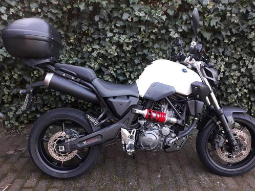Akrapovic en Yamaha MT03 660cc bj 2016 3500,-