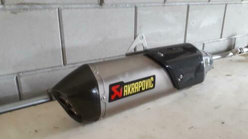 akrapovic uitlaat