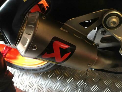 Akrapovic uitlaat demper voor Honda fireblade 2017-2019