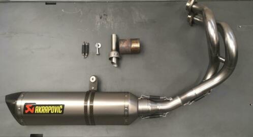 Akrapovic uitlaat systeem Kawasaki er6n er6f er6 n er6f