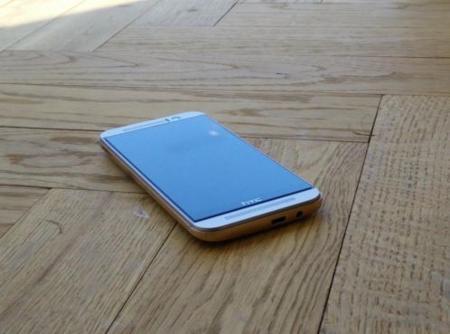 AKTIE HTC One M9 Gold  20m Garantie  Als Nieuw 469,-