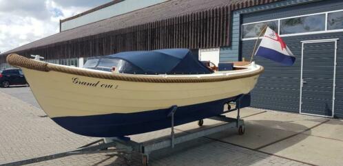 Albatros 21 uit 2001 met vetus 33PK motor in goede staat
