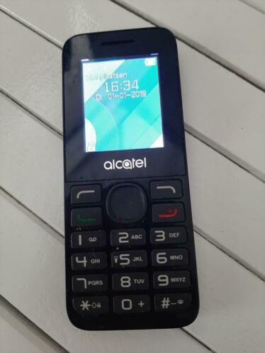 Alcatel telefoontje met oplader