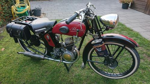 Alcyon 125cc bouwjaar 1938. Motor rijd goed. Zeer bijzonder.