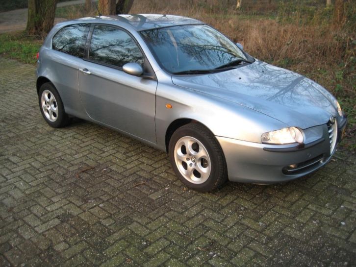 Alfa 147 1.9 JTD 034Edizione Limitata034 full options superstaat