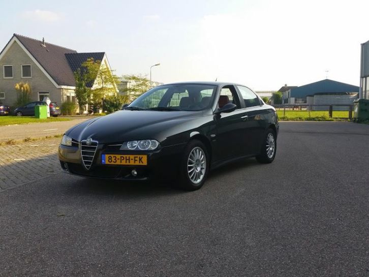 Alfa 156 1.8 TS 16v 2004 Zwartrood leer facelift model