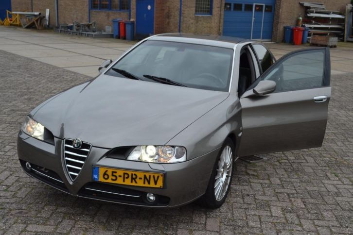 Alfa 166 3.0 V6 Sporttr. 2004 Gereviseerde motor