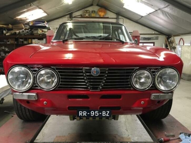 Alfa Romeo 1300 1.3 GT Junior 1975 Rood