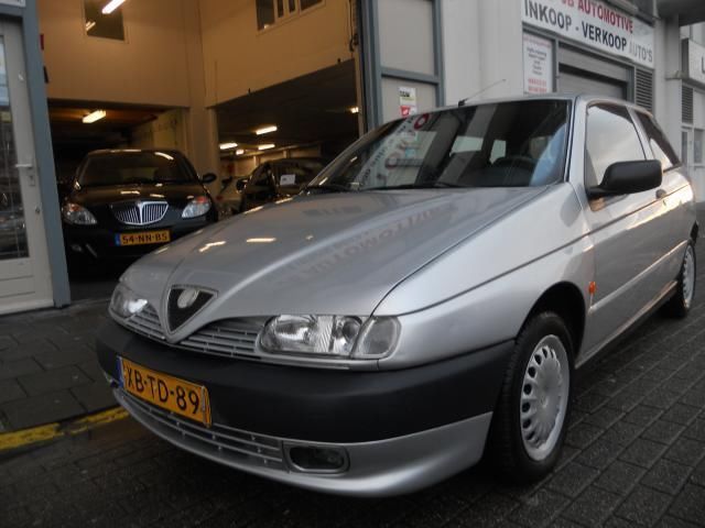 Alfa Romeo 145 1.4-16V Airco, Stuurbek. Apk Jan 2016 