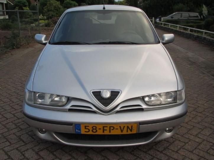 Alfa Romeo 145 1.4 l (bj 2000)