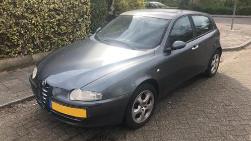 Alfa Romeo 147 1.6, 5 drs, 2001, Nw. APK, NAP, 4 drs, Trekh.