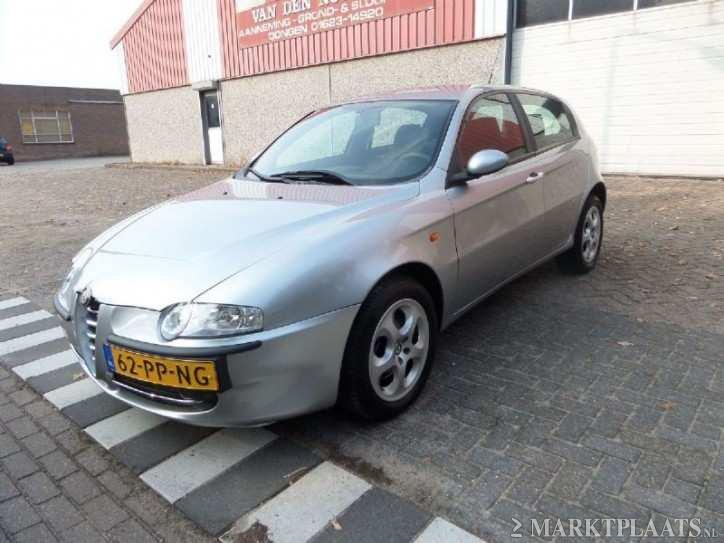 Alfa Romeo 147 1.6 - Airco - 5-Deurs (bj 2004)