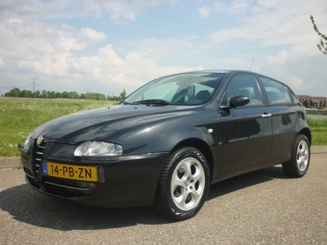Alfa Romeo 147 1.6 TS Ed. Esclusiva LEDER  AIRCO  APK t