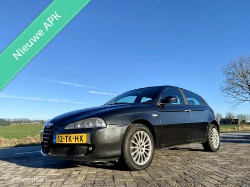 Alfa Romeo 147 1.6 T.S Progress, BJ 2006, APK Nov 2023, Leer