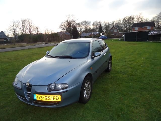 Alfa Romeo 147 1.6 TS Progression APK 28-05-2015