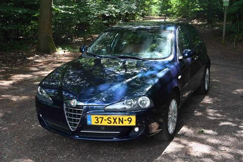 Alfa Romeo 147 1.6 T.spark 16V 88KW 5DR 2012 Blauw