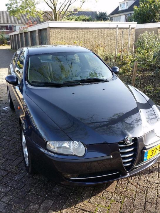 Alfa Romeo 147 1.6 T.spark 2003