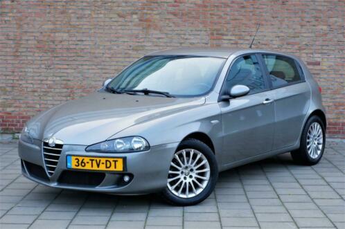 Alfa Romeo 147 1.6 TWin Spark 16V Business  NL - AUTO 