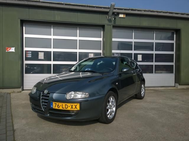 Alfa Romeo 147 2.0 T.Spark Distinctive splinternieuwe APK