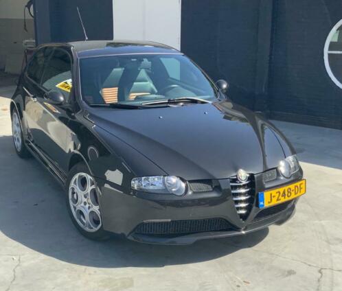 Alfa Romeo 147 GTA (Nero Metallico )