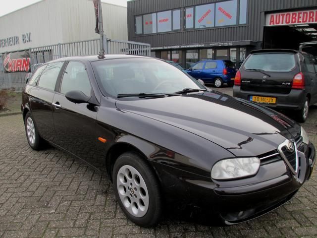 Alfa Romeo 156 2.0-16V T.Spark