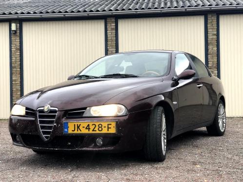 Alfa Romeo 156 2004. Snel, zuinig, goede staat en lange APK