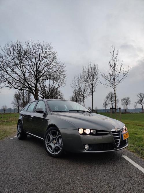 Alfa Romeo 159 1.750 Turbo SW 2011 Grijs Metallic