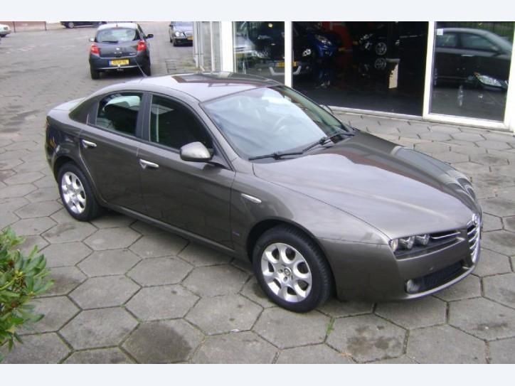 Alfa Romeo 159 1.8 distinctive (bj 2006)