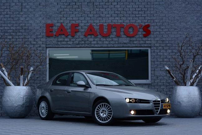 Alfa Romeo 159 2.2 JTS Distinctive  Navigatie  Parkeersens