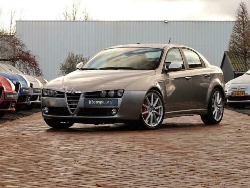 Alfa Romeo 159 2.2 JTS Selespeed TI - Neerklapbare Achterban