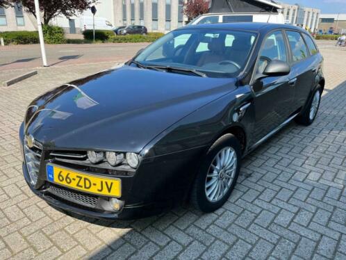 Alfa Romeo 159 Sportwagon 1.8 mpi Impression met airco en cr