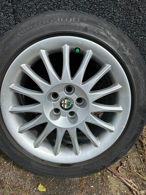 Alfa Romeo 16 inch velgen met winter banden