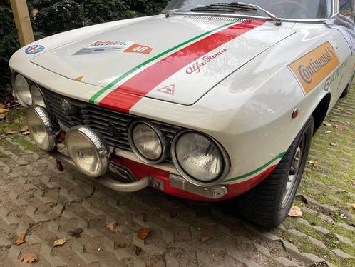 Alfa Romeo 2000 2.0 GTV 1972 Wit