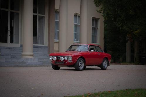 Alfa Romeo 2000 2.0 GTV 1974 Wit