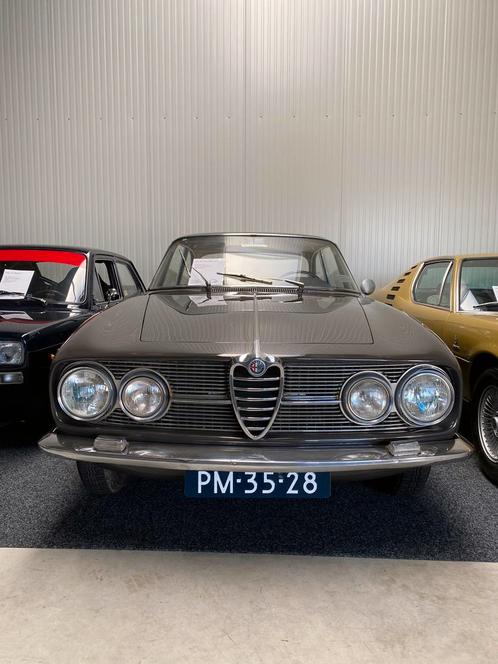 Alfa Romeo 2000 Sprint 1961 Grijs