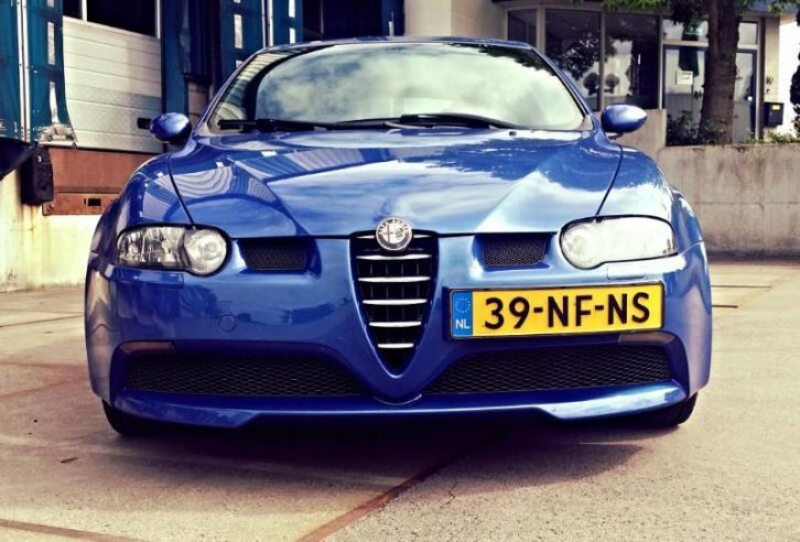Alfa Romeo 3.2 V6 GTA