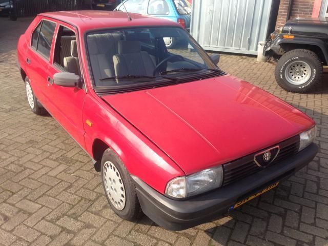 Alfa Romeo 33 1.3 S apk tot 18-03-2016 geen roest 