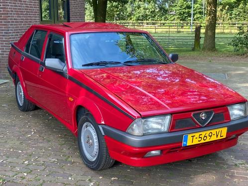 Alfa Romeo 75 2.0 TS